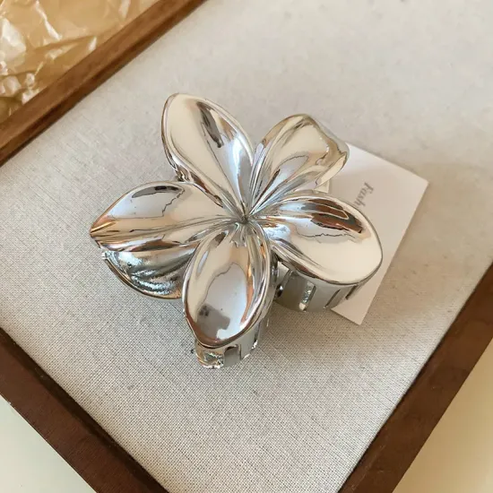 flower hair-clip